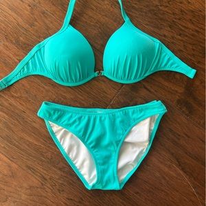 Venus bikini - never worn